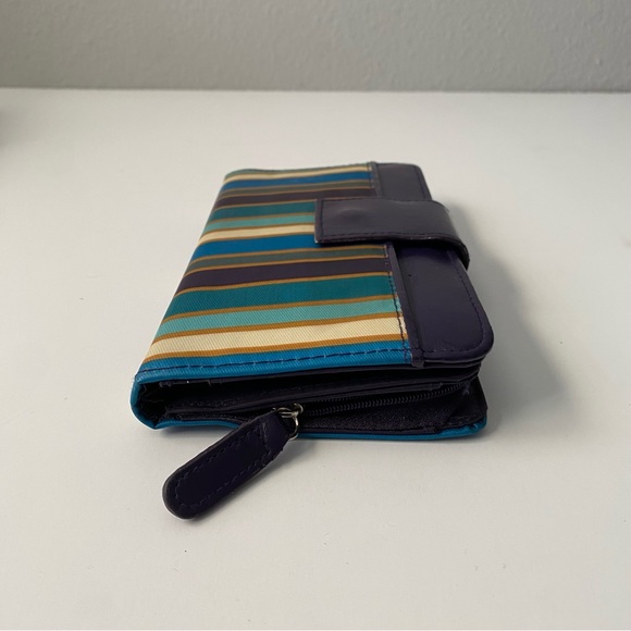 Purple stripped wallet with Calculator - Picture 2 of 12